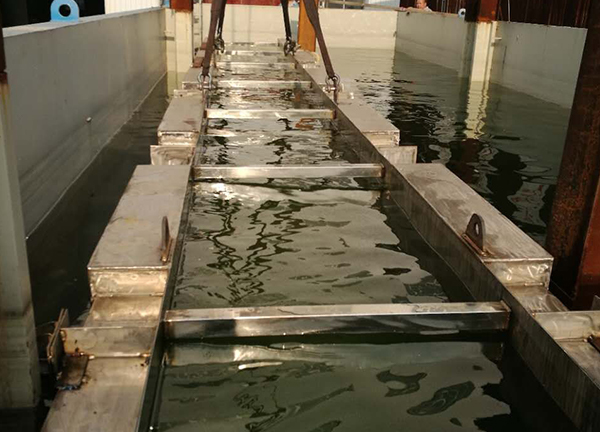 4-升鱼机厂内浮箱试验